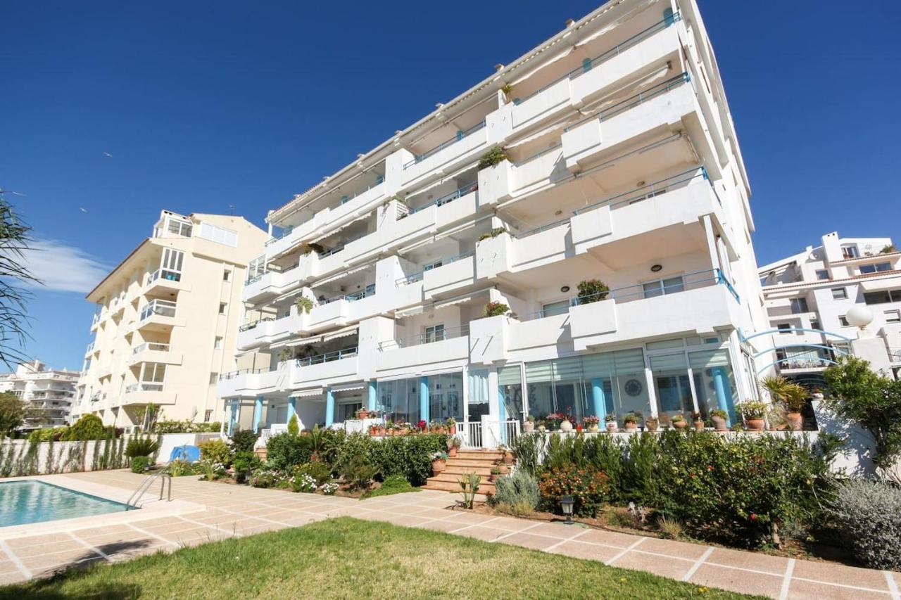 Escapada Romantica En Atico Frente Al Mar Con Piscina Apartment Алтеа Екстериор снимка