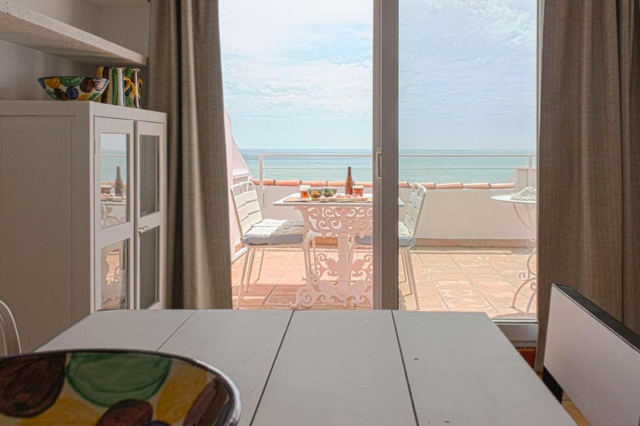 Escapada Romantica En Atico Frente Al Mar Con Piscina Apartment Алтеа Екстериор снимка